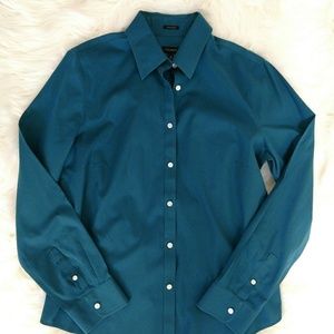 🎀NWOT Talbots Teal Button Down Shirt